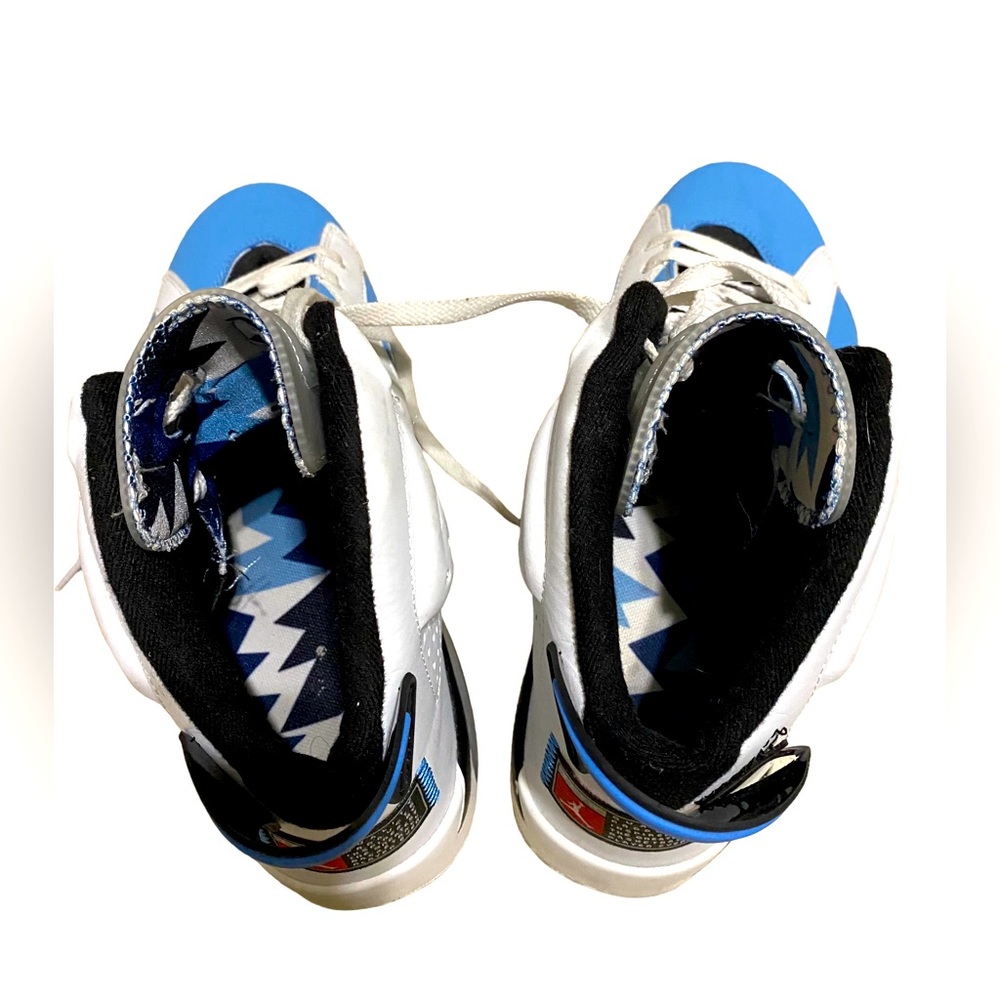 Sneakers - Picture 6 of 7